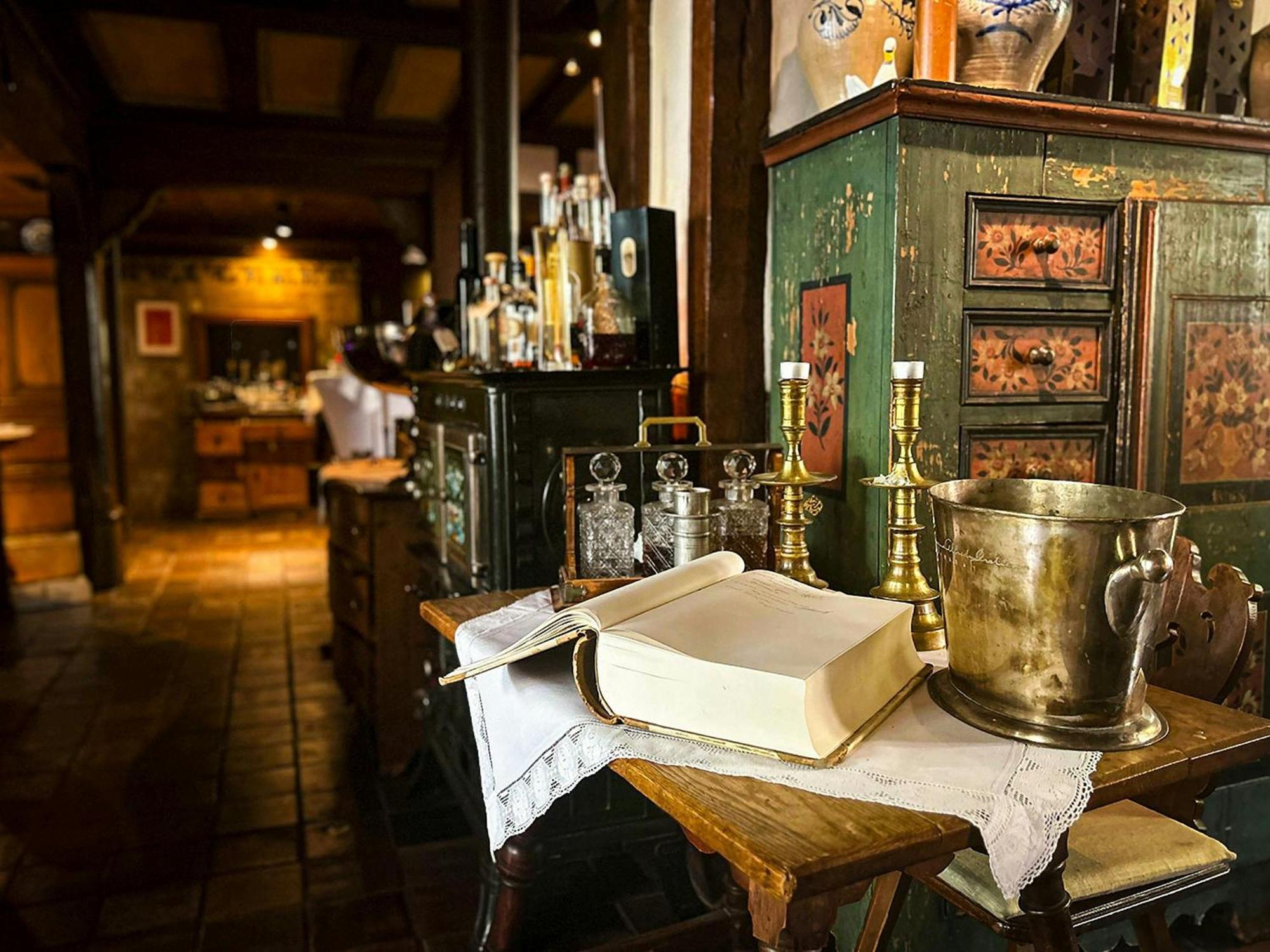 Landgasthof Zum Weissen Schwanen Braubach Exterior foto